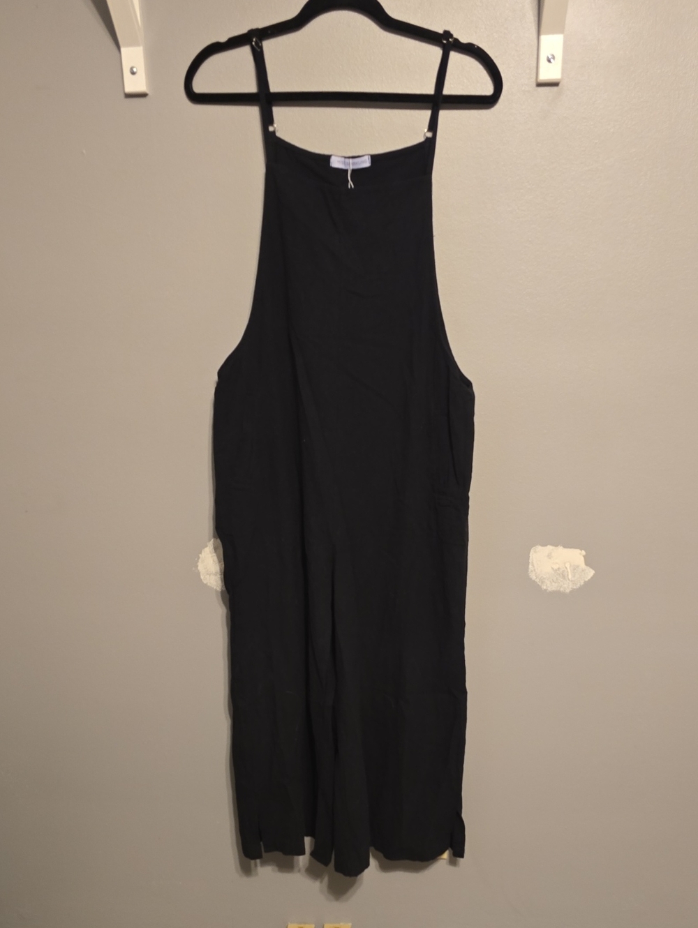 Black Sleeveless Wide-Leg Jumpsuit With Pockets